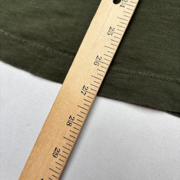 Buck Mason Slub Curved Hem T Shirt Men's M Quiet Luxury Americana - Picture 5 of 9